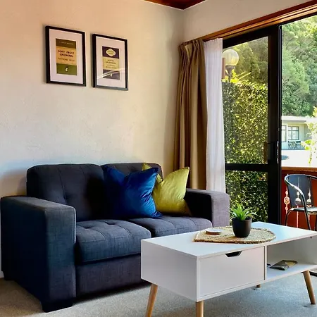The Swiss Chalet Holiday Apartment 6, Bay Of Islands Paihia Exterior photo
